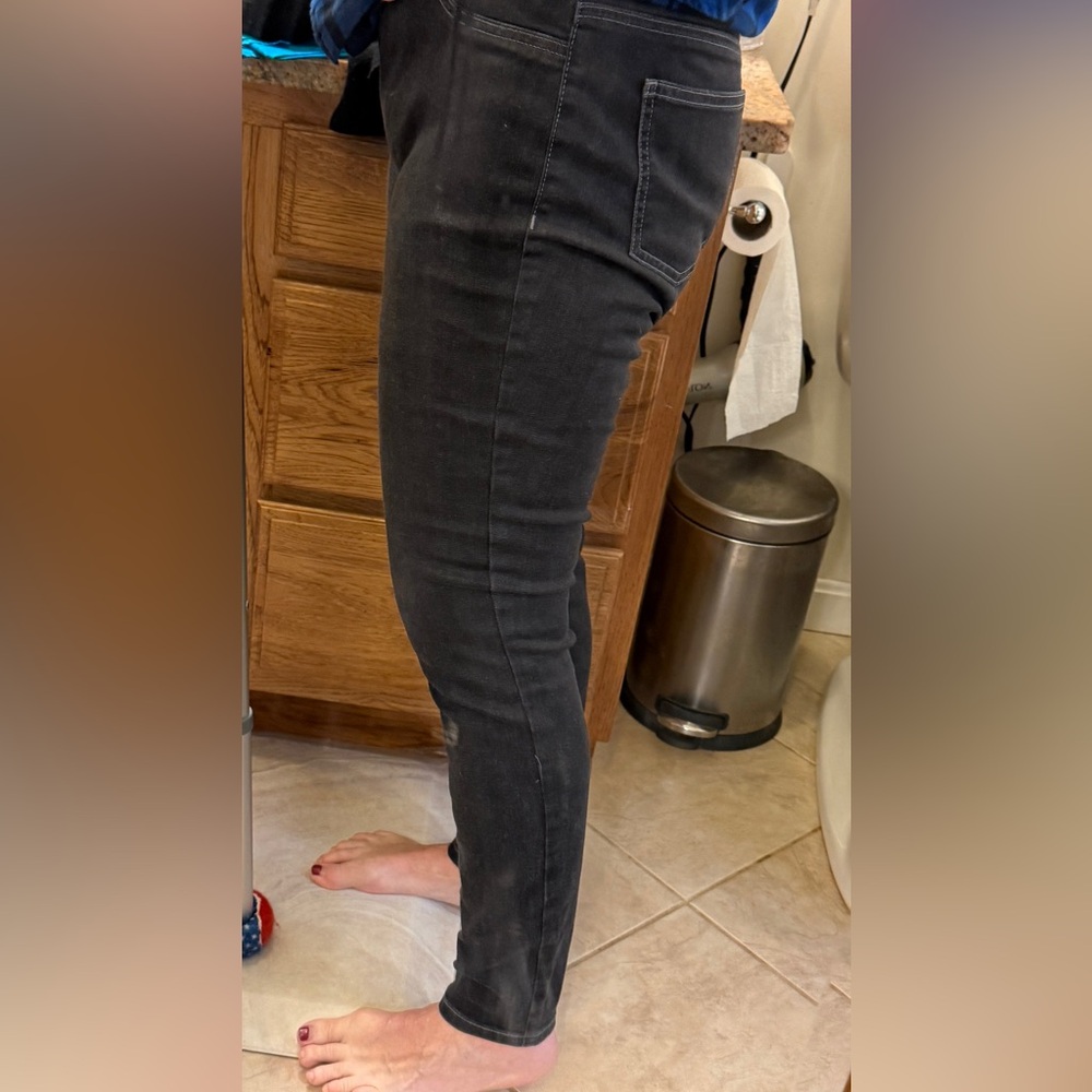 Eileen Fisher women’s Charcoal Skinny Jeans